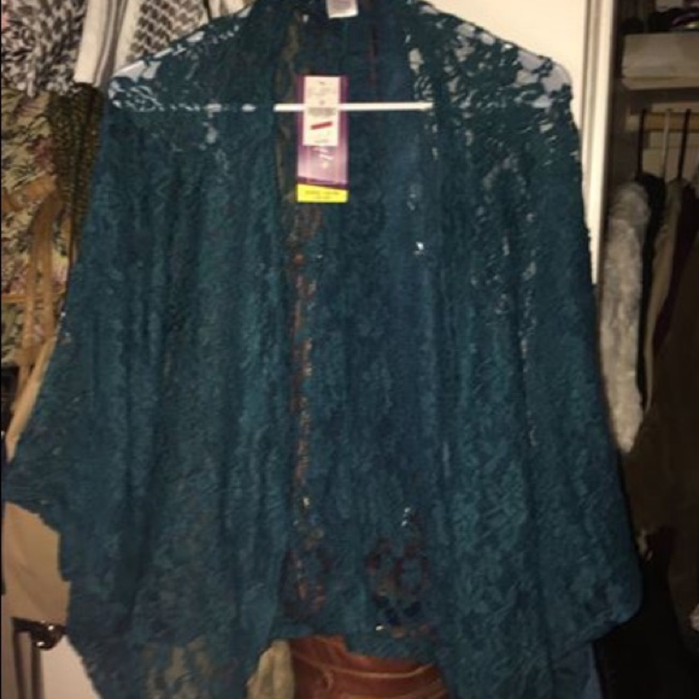 Wet seal shawl